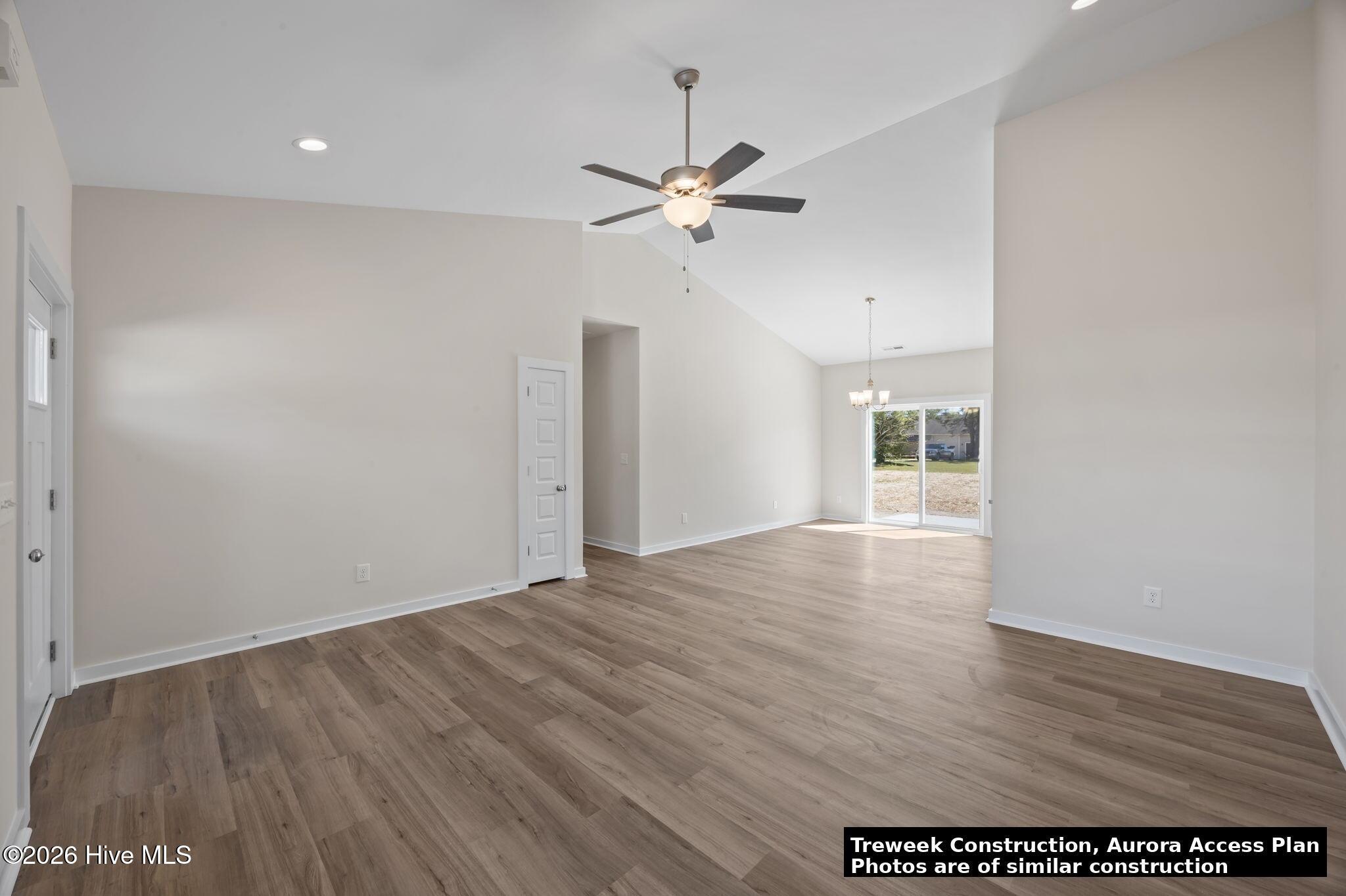 Image 2: 6-web-or-mls-0C0A9808_watermarked