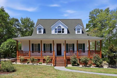 3 Creekside Woods Drive