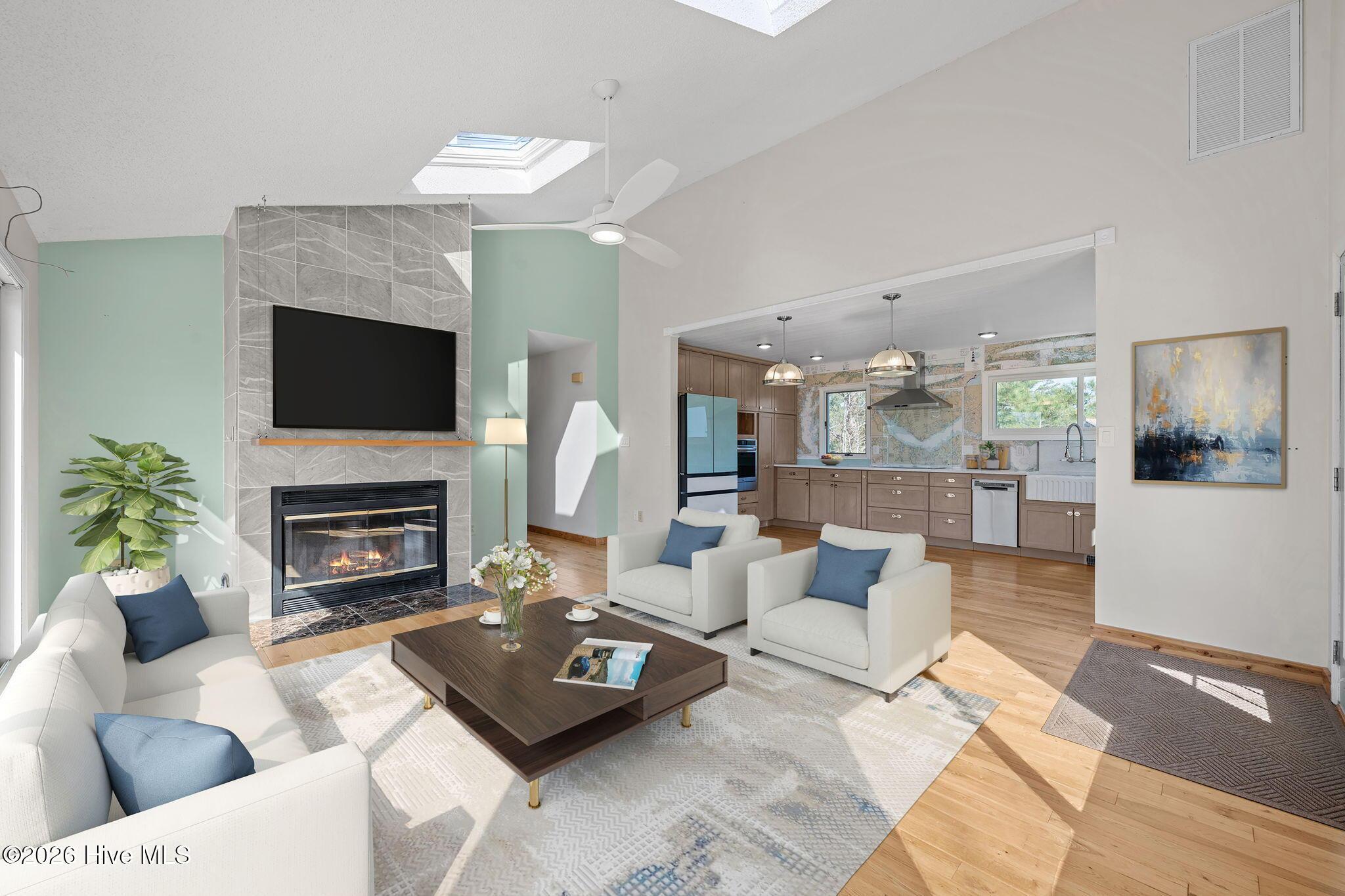 Image 3: 4-web-or-mls-DSC_7453