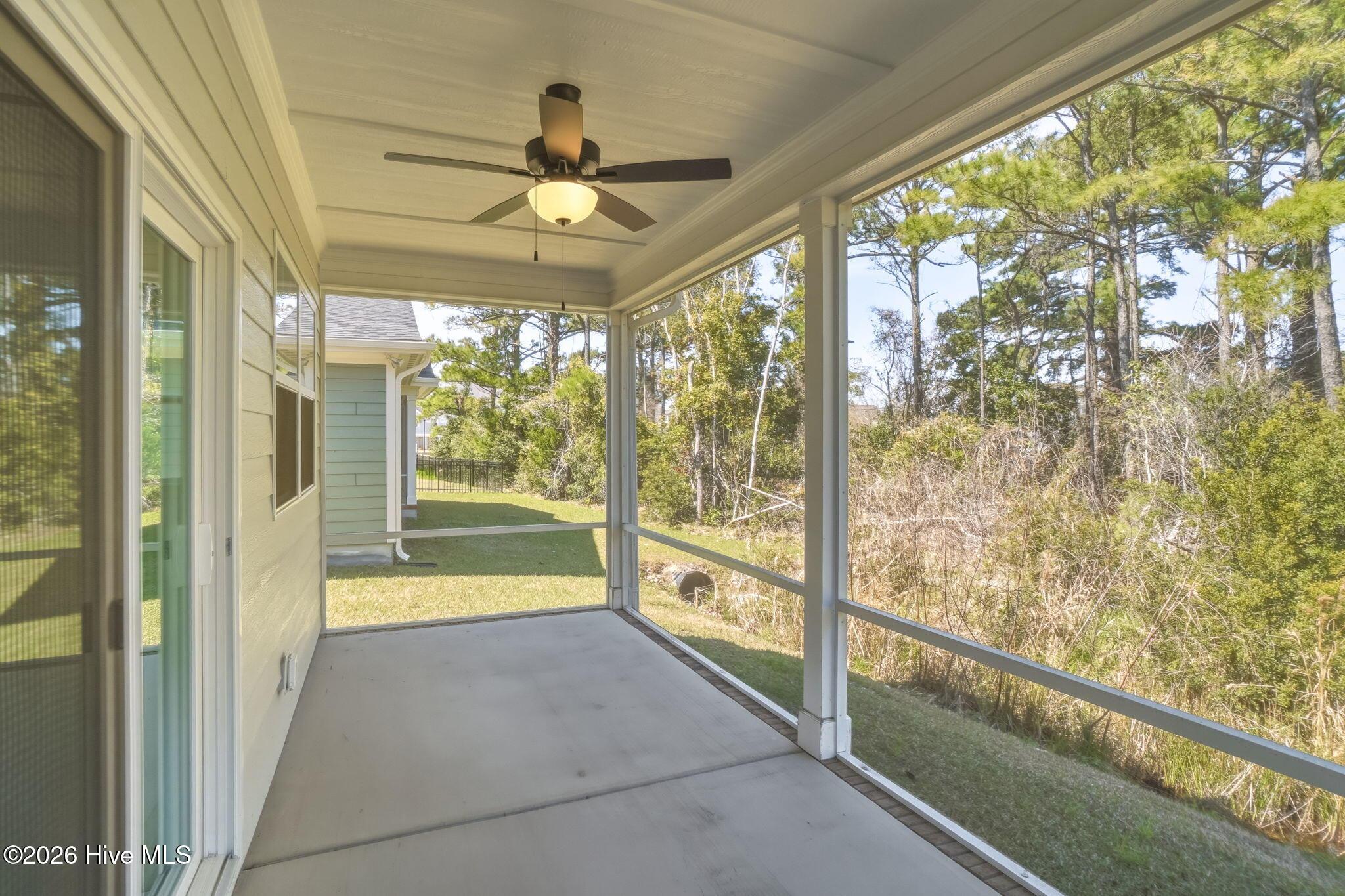 Image 3: Screened in Porch