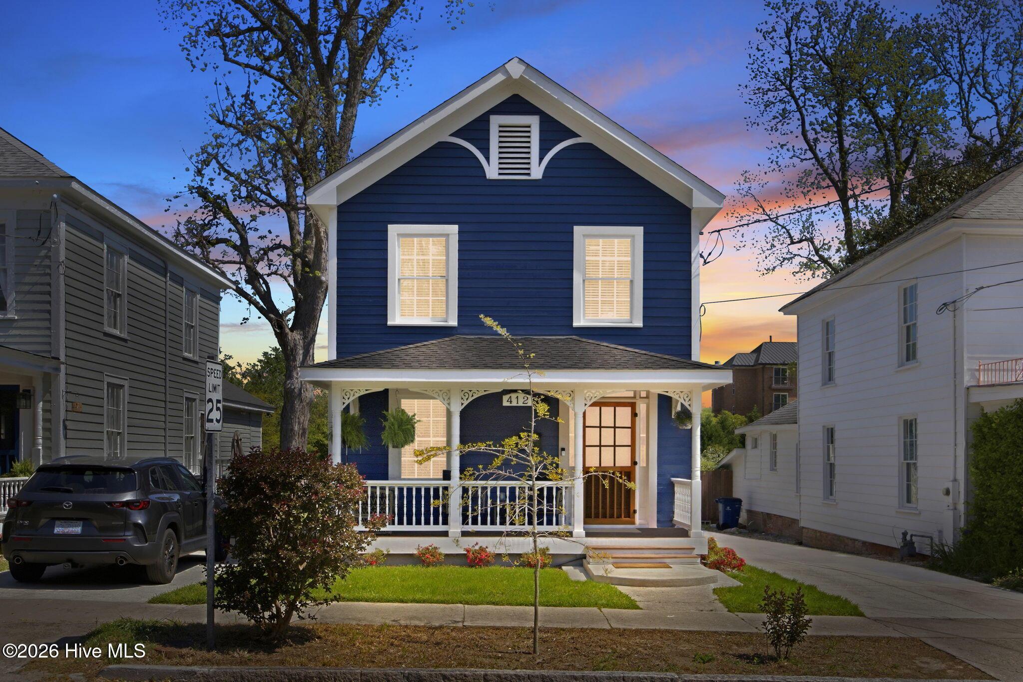 Image 2: 1 Main View 412 E 2nd St