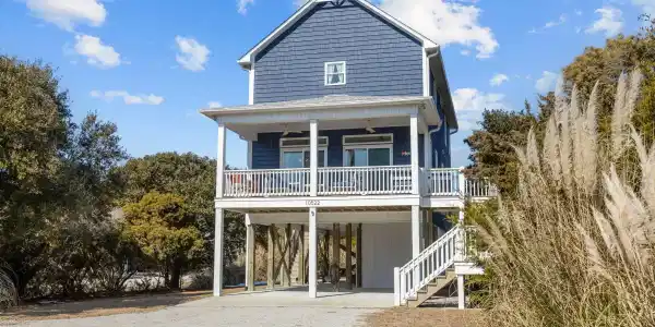 10522 Island Circle