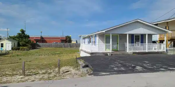 308 W Bogue Boulevard