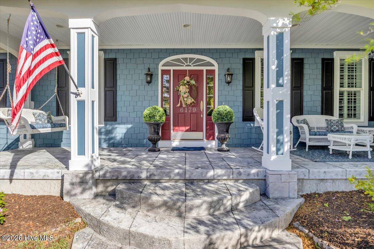 Image 3: 6179 COMPASS COURT