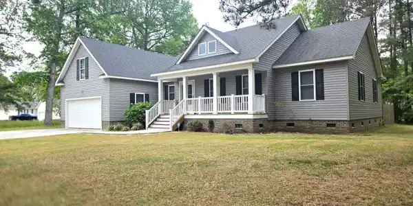 155 Savannah Avenue
