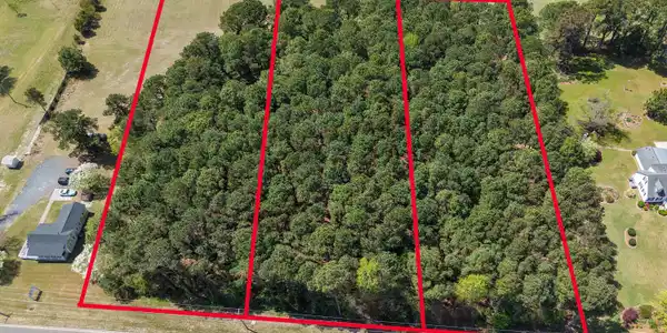 Lot 1, 2&3 Caratoke Highway