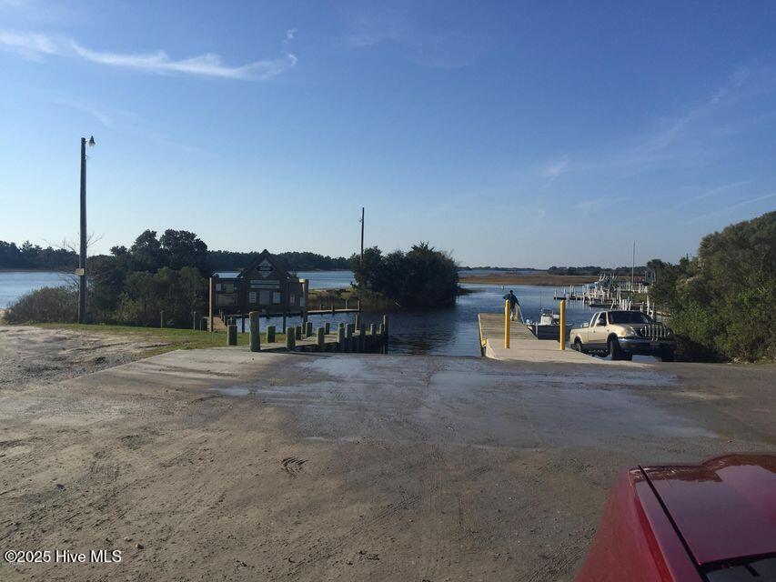 Image 2: Boat Ramp Shell Rock 2