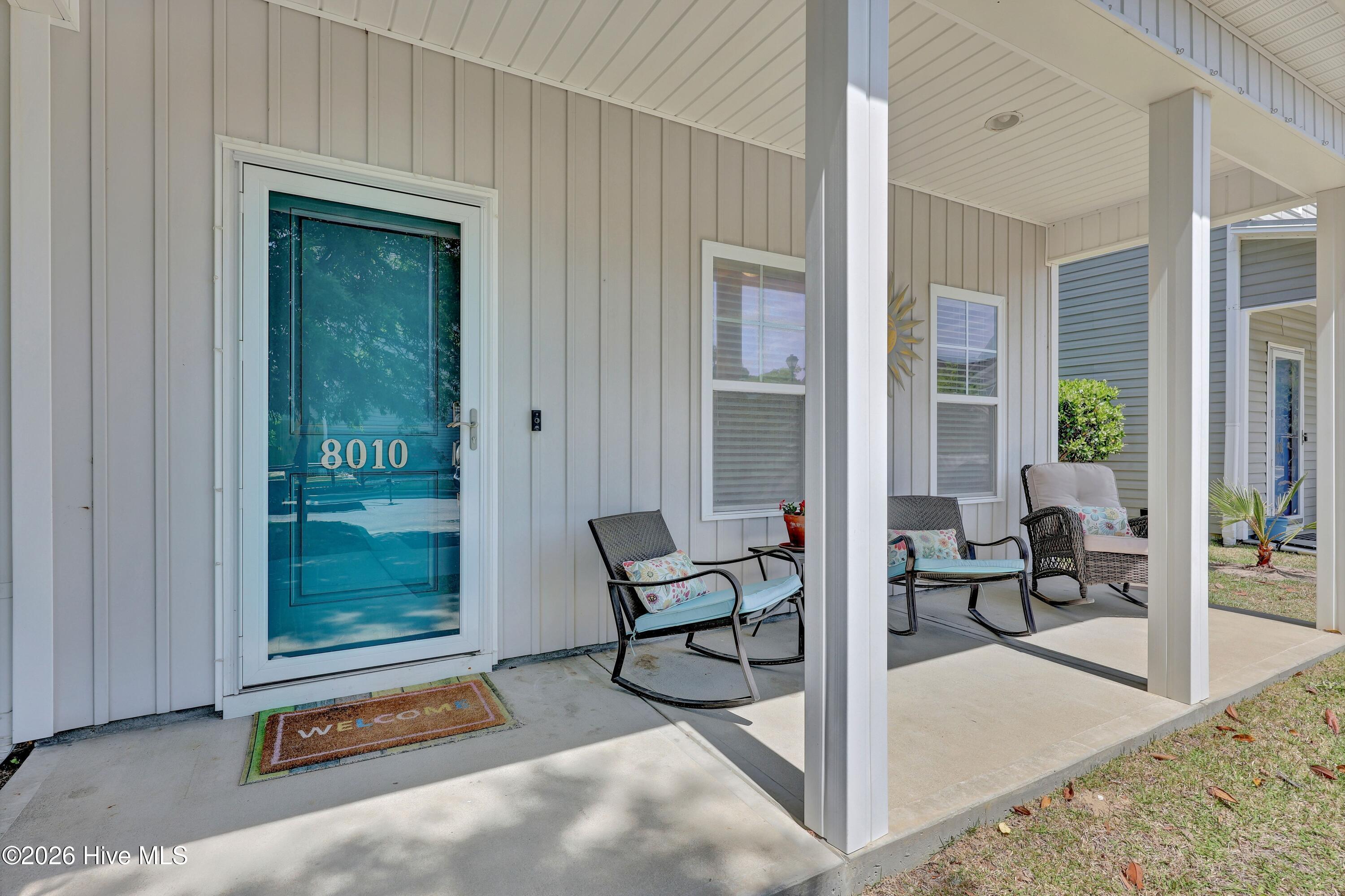 Image 3: Covered front porch
