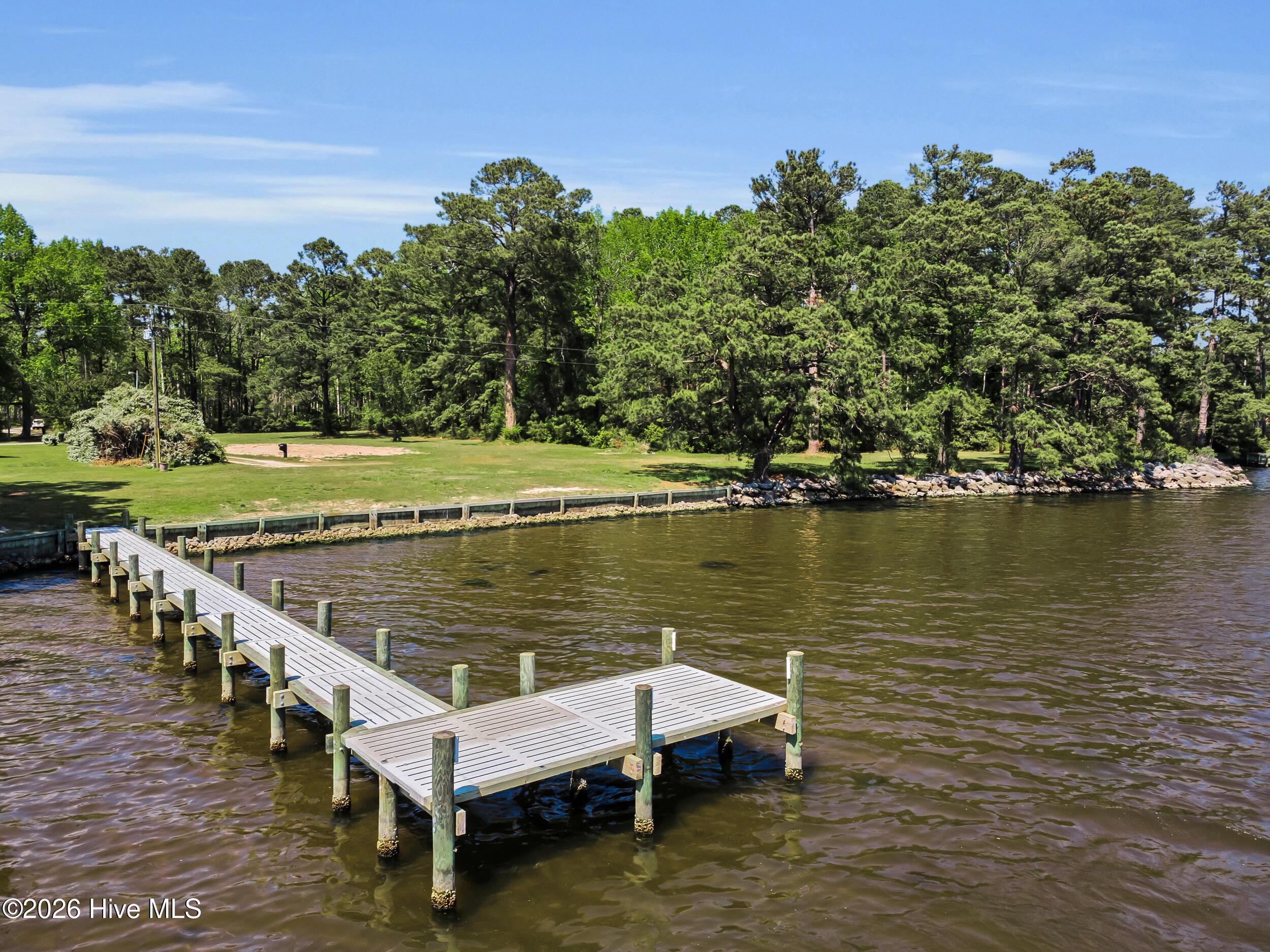 Image 4: 310 Myrtlewood Lane