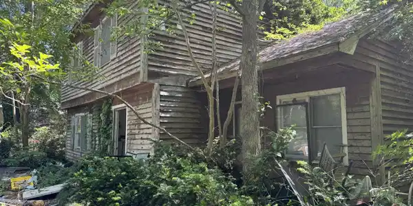 118 Hickory Knoll Road