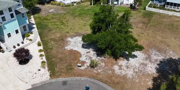 Image 2: DJI_20260424115623_0128_D