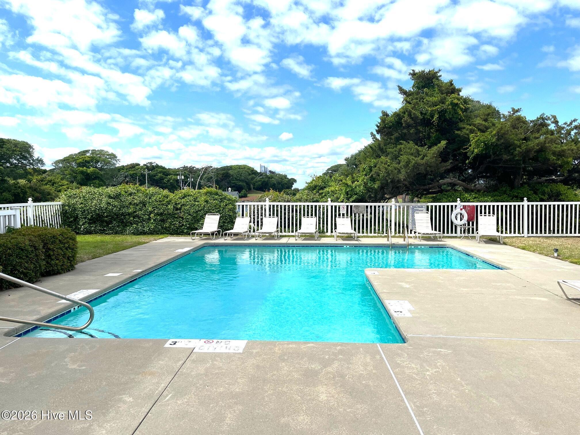 Image 4: Shutter on the Sound Pool