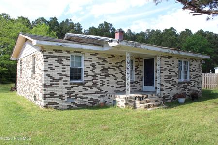 135 Lowe Drive