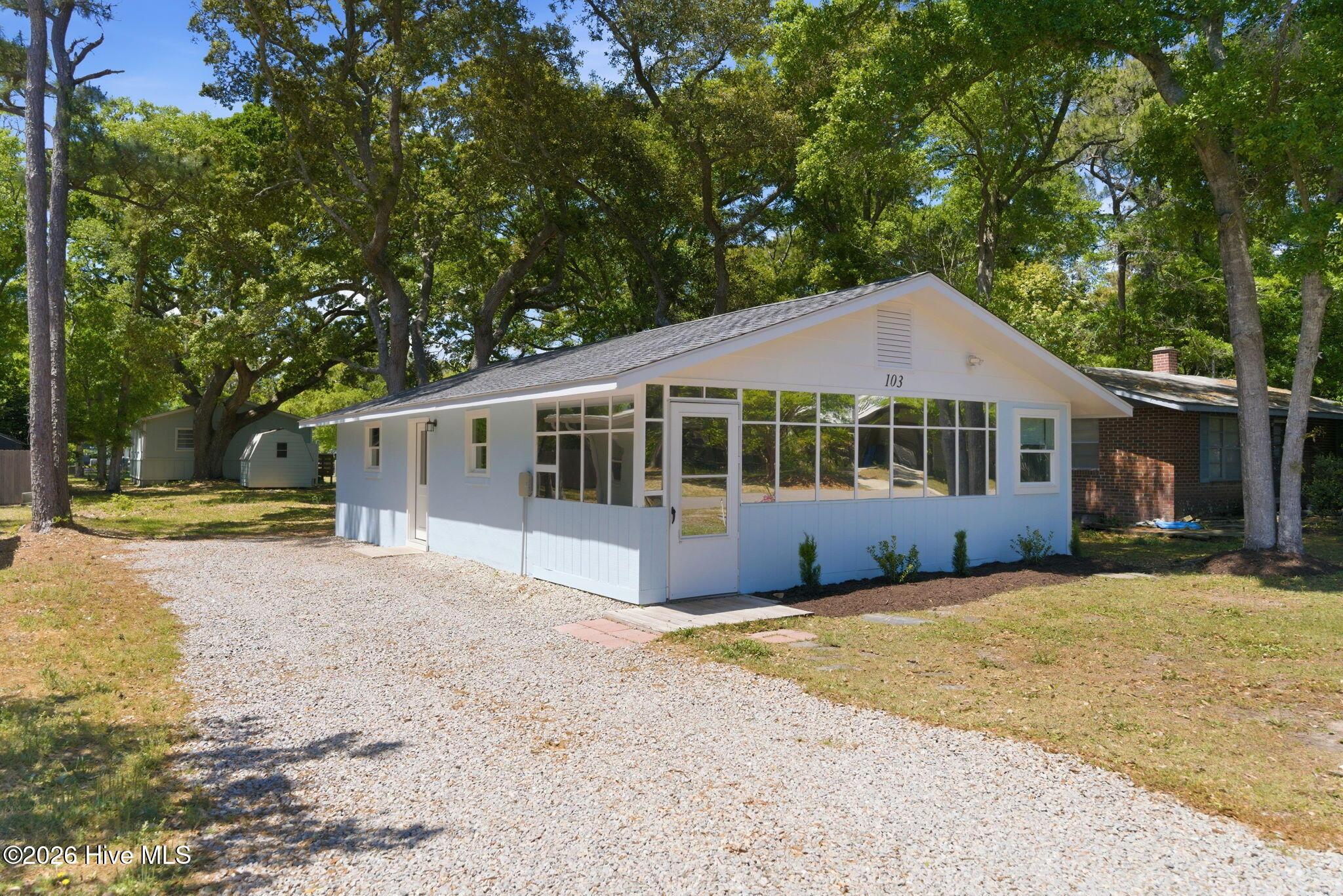 Image 1: 41-web-or-mls-dsc06506