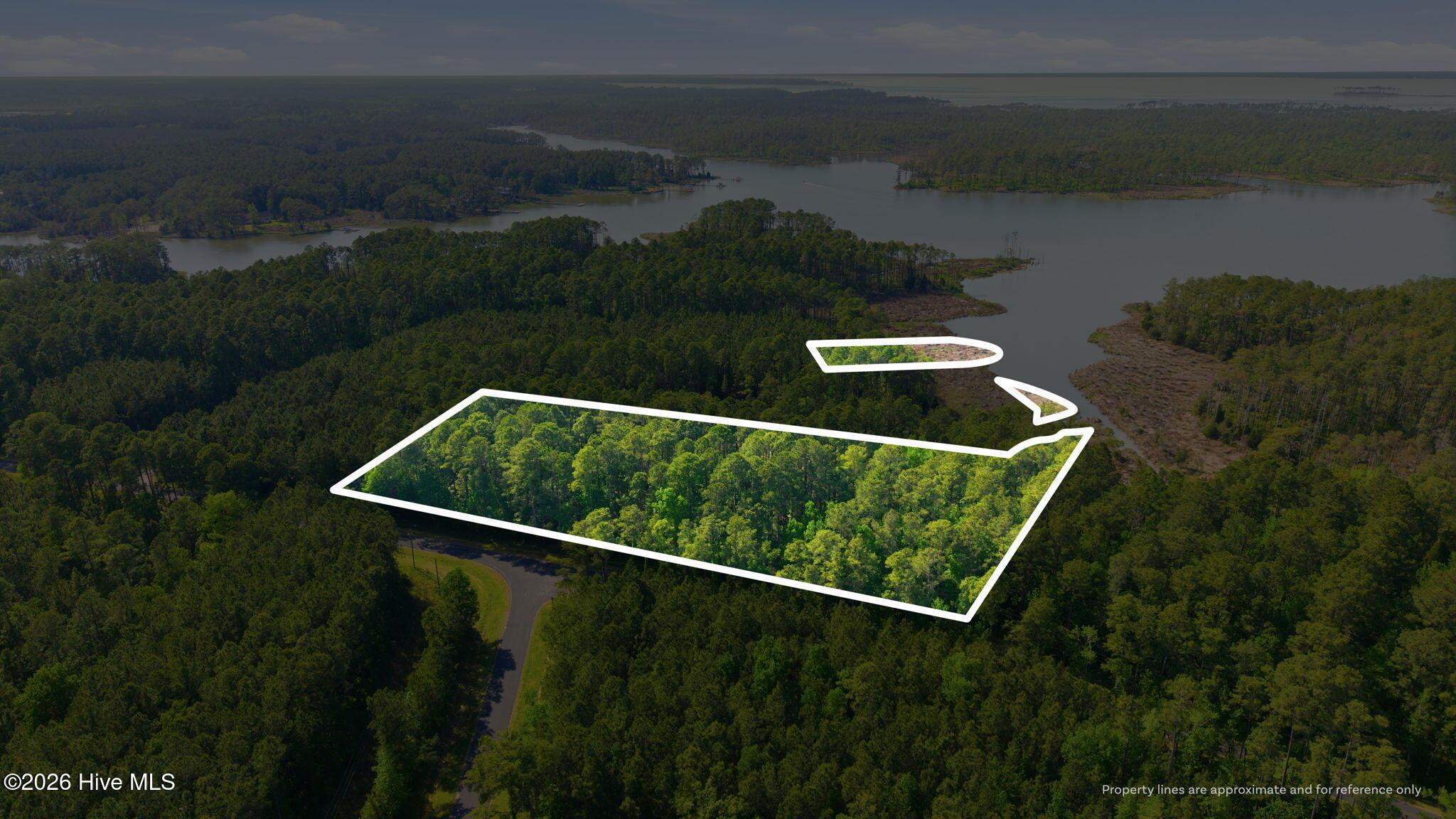 Image 3: Lot 15