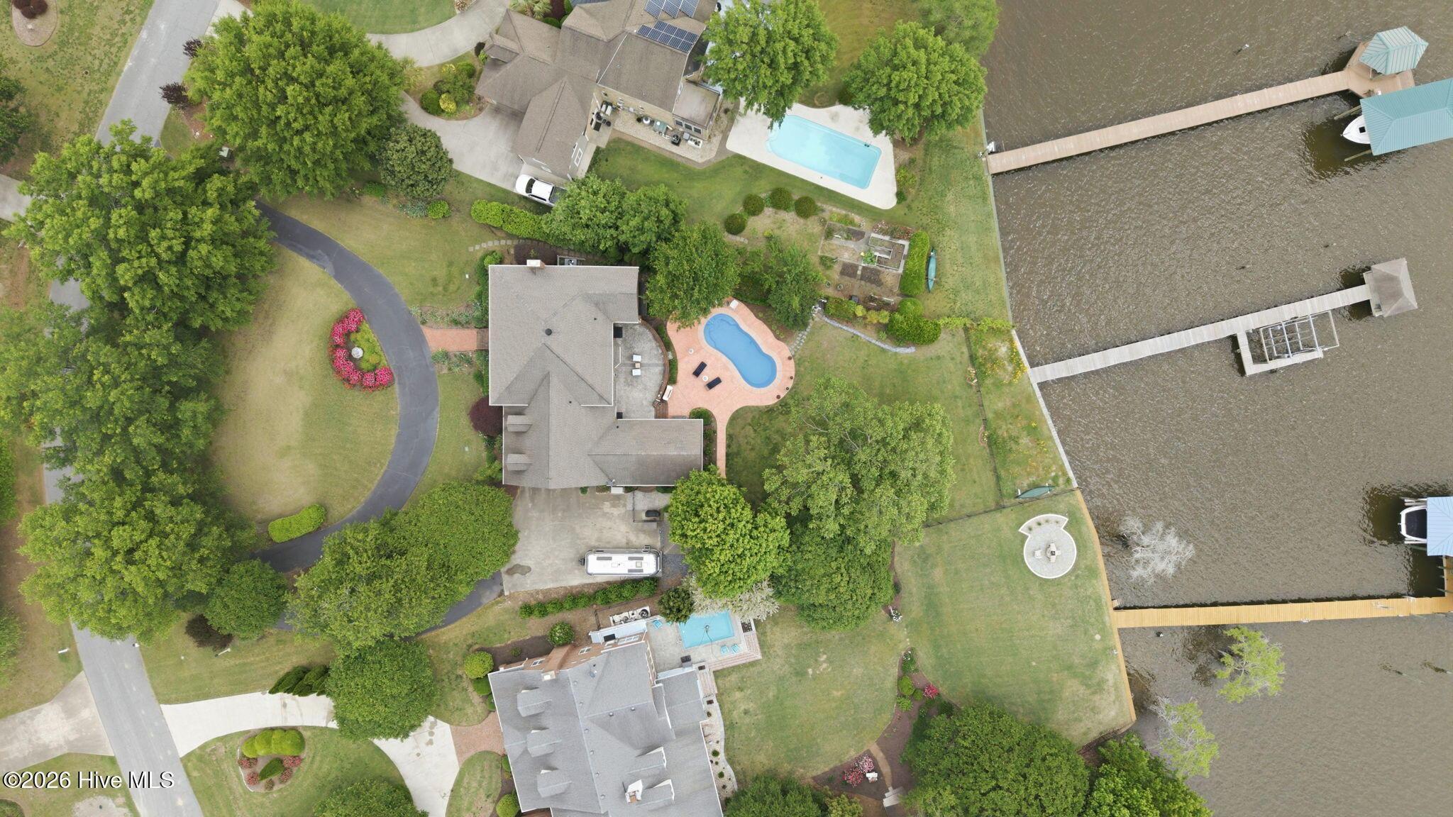 Image 2: 11-web-or-mls-DJI_20260501133353_0646_D