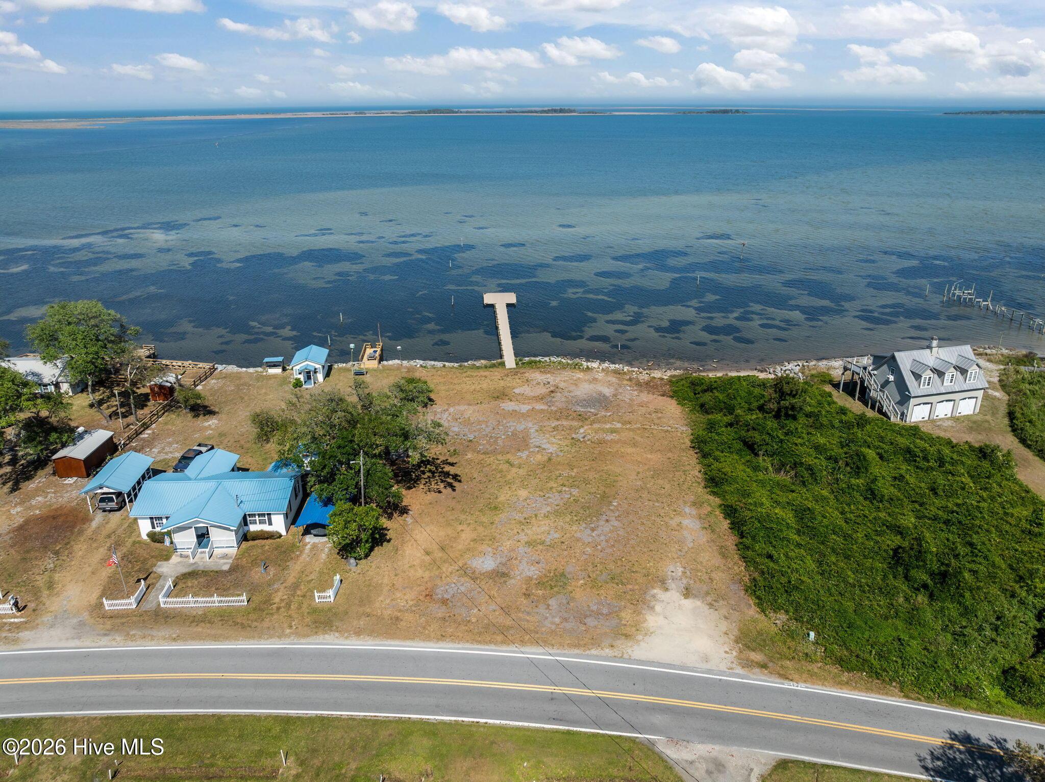 Image 1: 2472 Cedar Island Rd