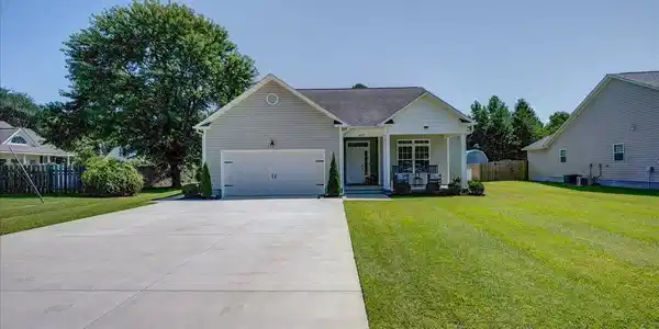 487 Carolina Pines Boulevard