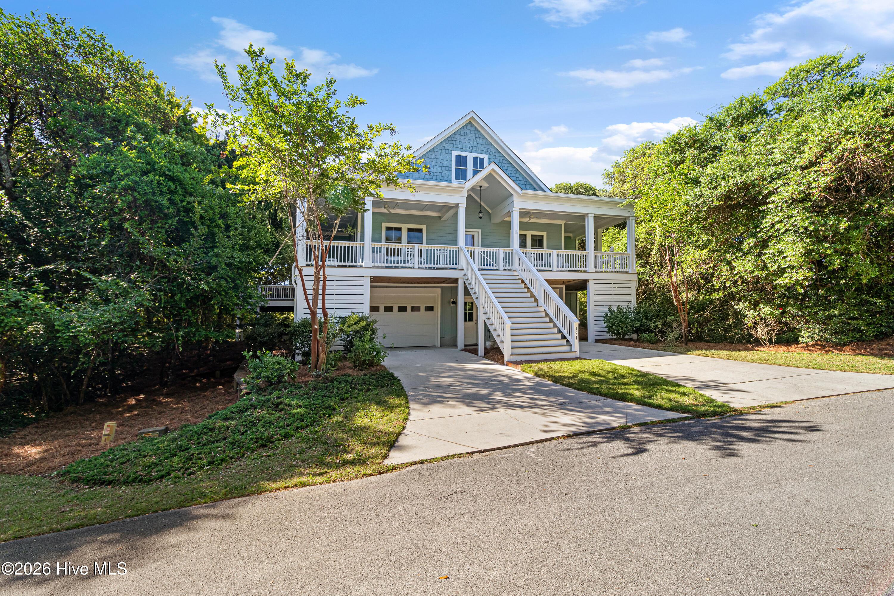 Image 2: Incredible home in Indian Beach