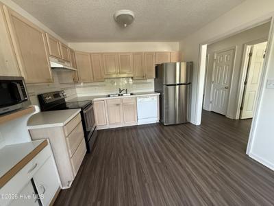 101 Courtyard E