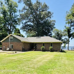 186 E Camp Perry Road