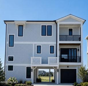 862 Ocean Boulevard W
