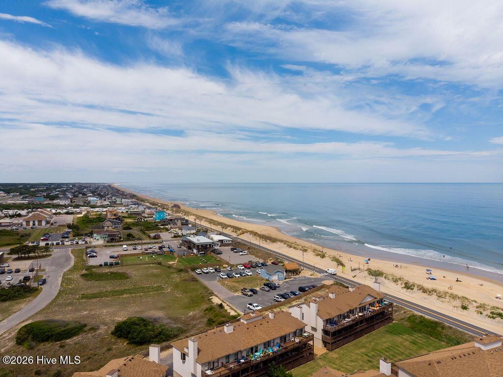 Image 2: Oceanfront