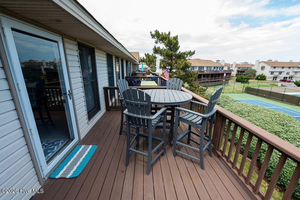 Image 4: G8 N face deck