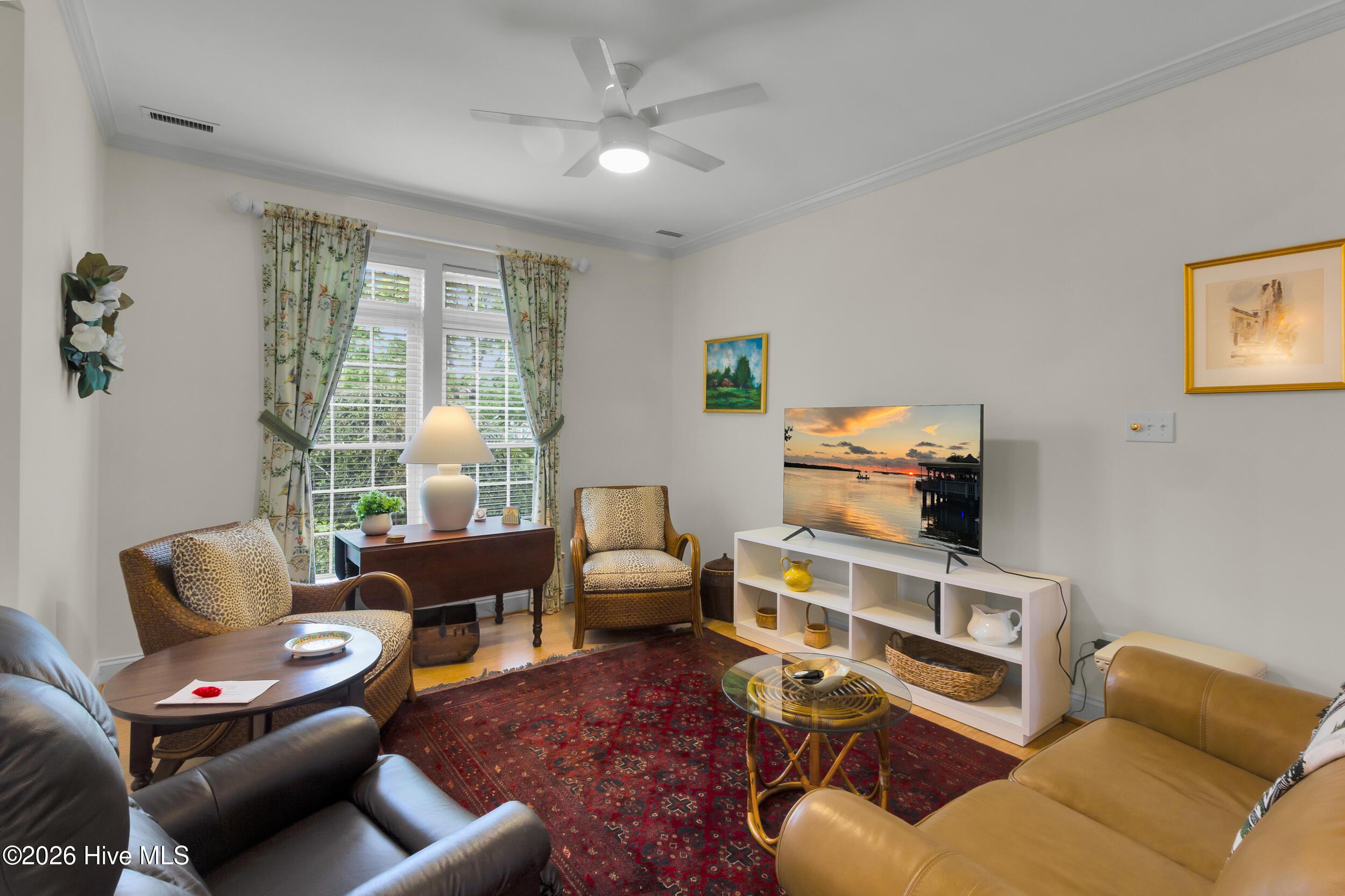 Image 4: 1318 Mona Passage Court