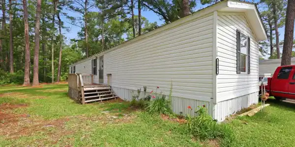 2093 Country Living Lane
