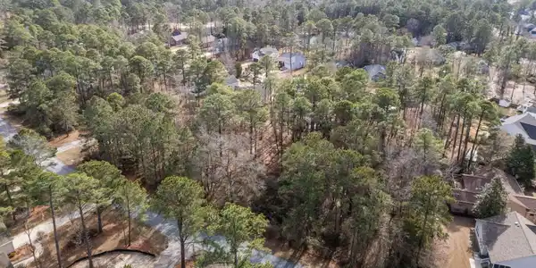 Image 4: 4-web-or-mls-DJI_20260120124132_0221_D