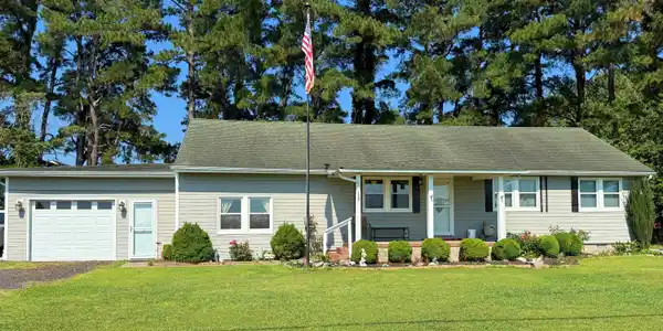 128 N Indiantown Road