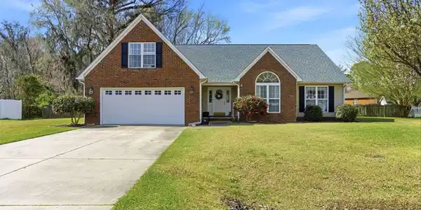 104 Shady Side Lane