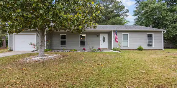 101 Eastview Court