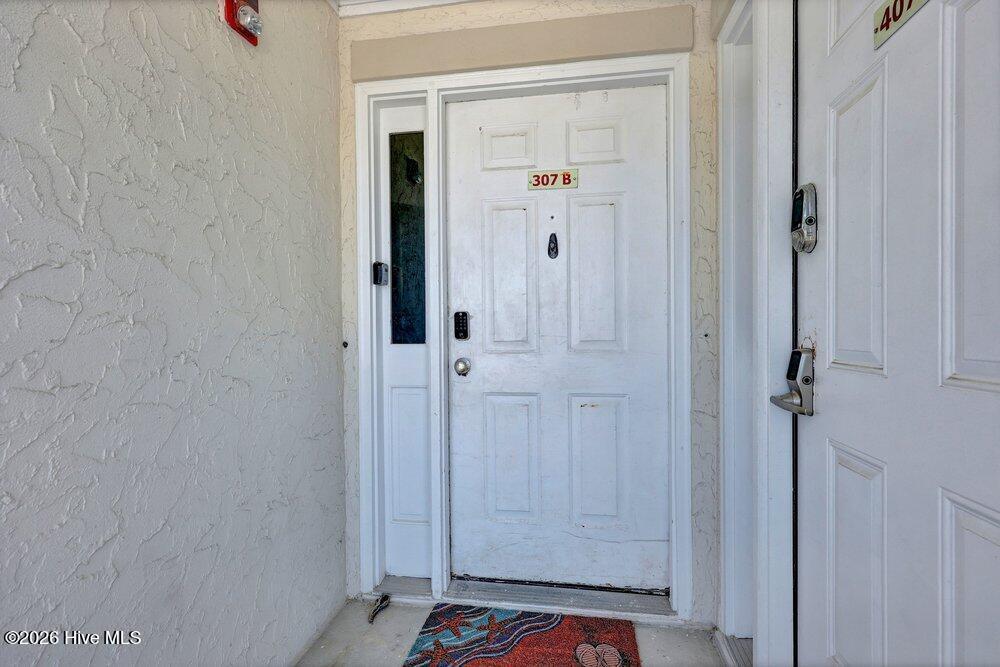 Image 2: Entry