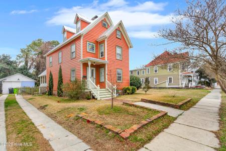 409 Hancock Street