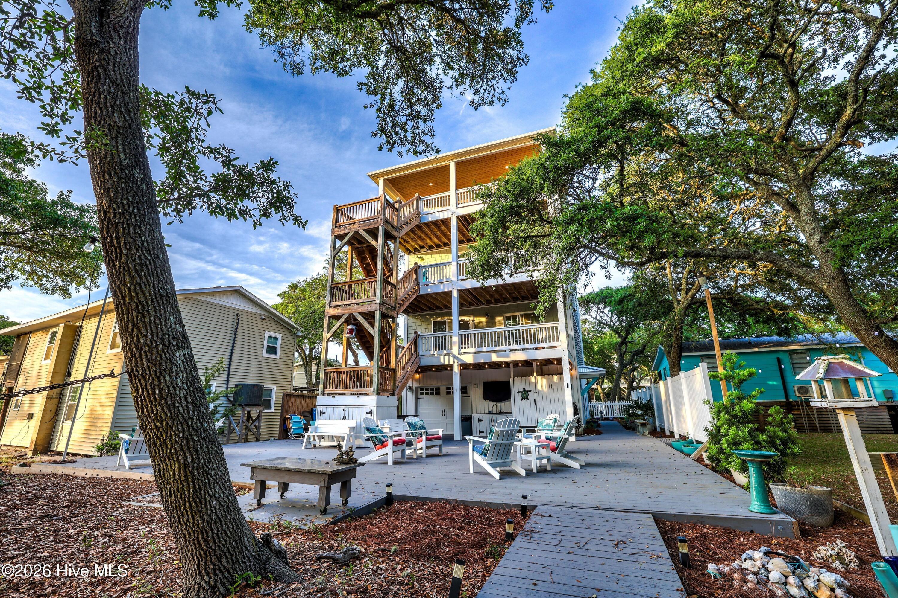 Image 4: 061_013_img_3544-hdr_copy_164_328