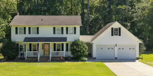 Image 3: 4-web-or-mls-DJI_20260917121638_0013_D