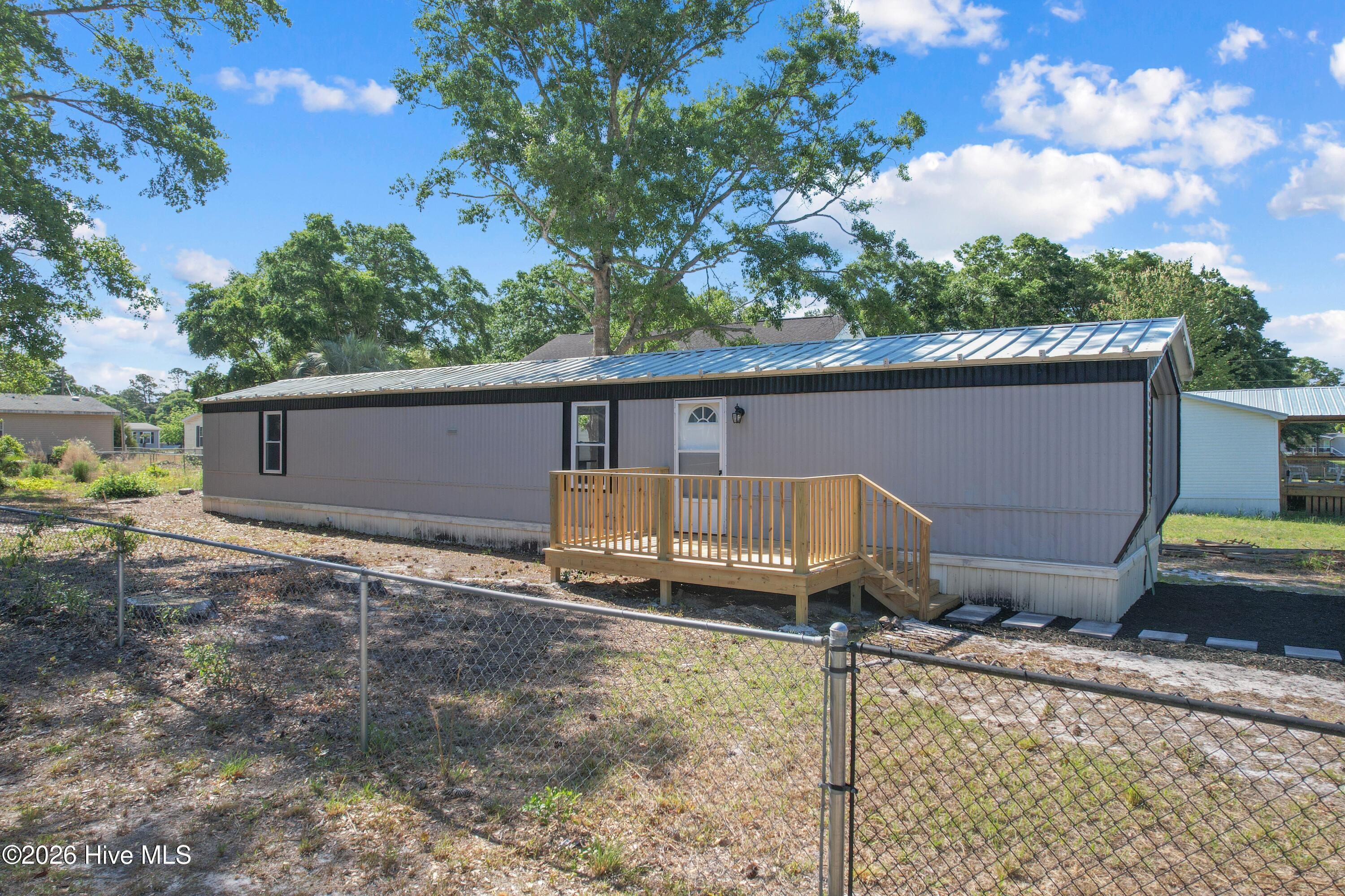 Image 2: 2828BurnsvilleStSW - 2