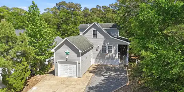 545 Harbour View Drive