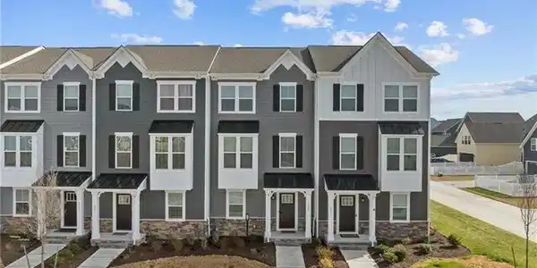 409 Fost Boulevard