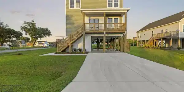 108 Flippers Cove Drive
