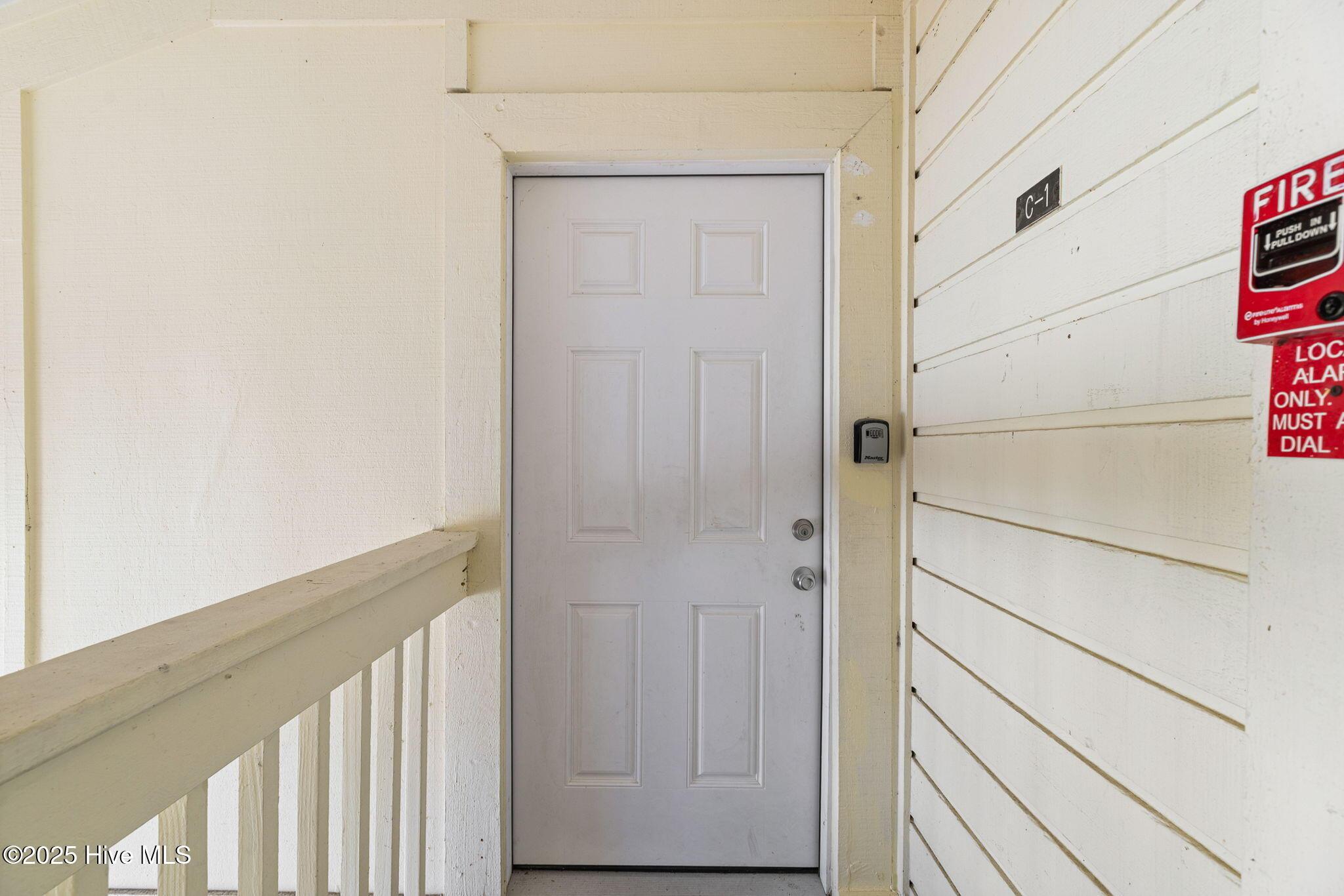 Image 4: 3-web-or-mls-GI - 1004 Carolina Beach Av