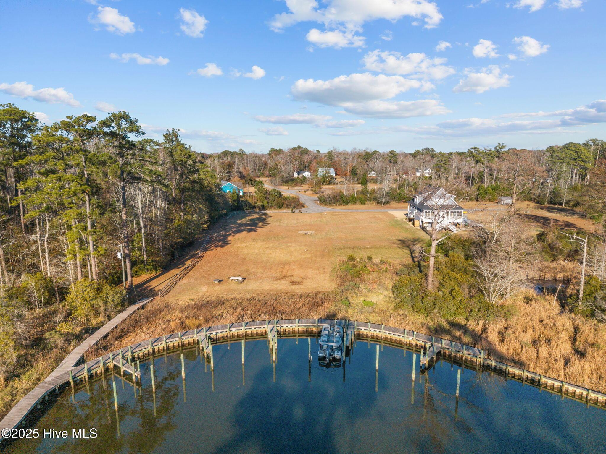 Image 4: 15-web-or-mls-DJI_20251203144607_0121_D