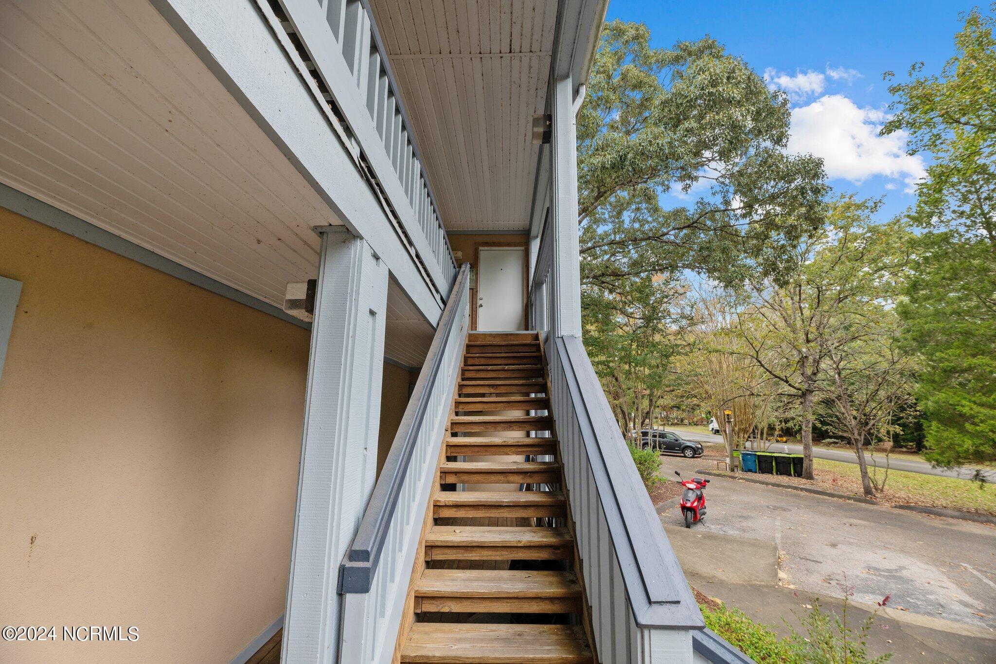 Image 3: 34-web-or-mls-DSC_2304
