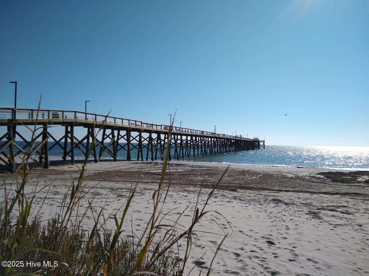 Image 3: Oak Island Pier