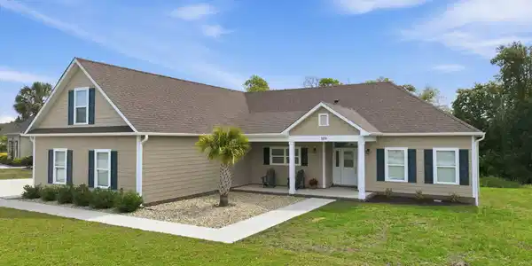 Image 2: 109 Fawn Creek Ct V2