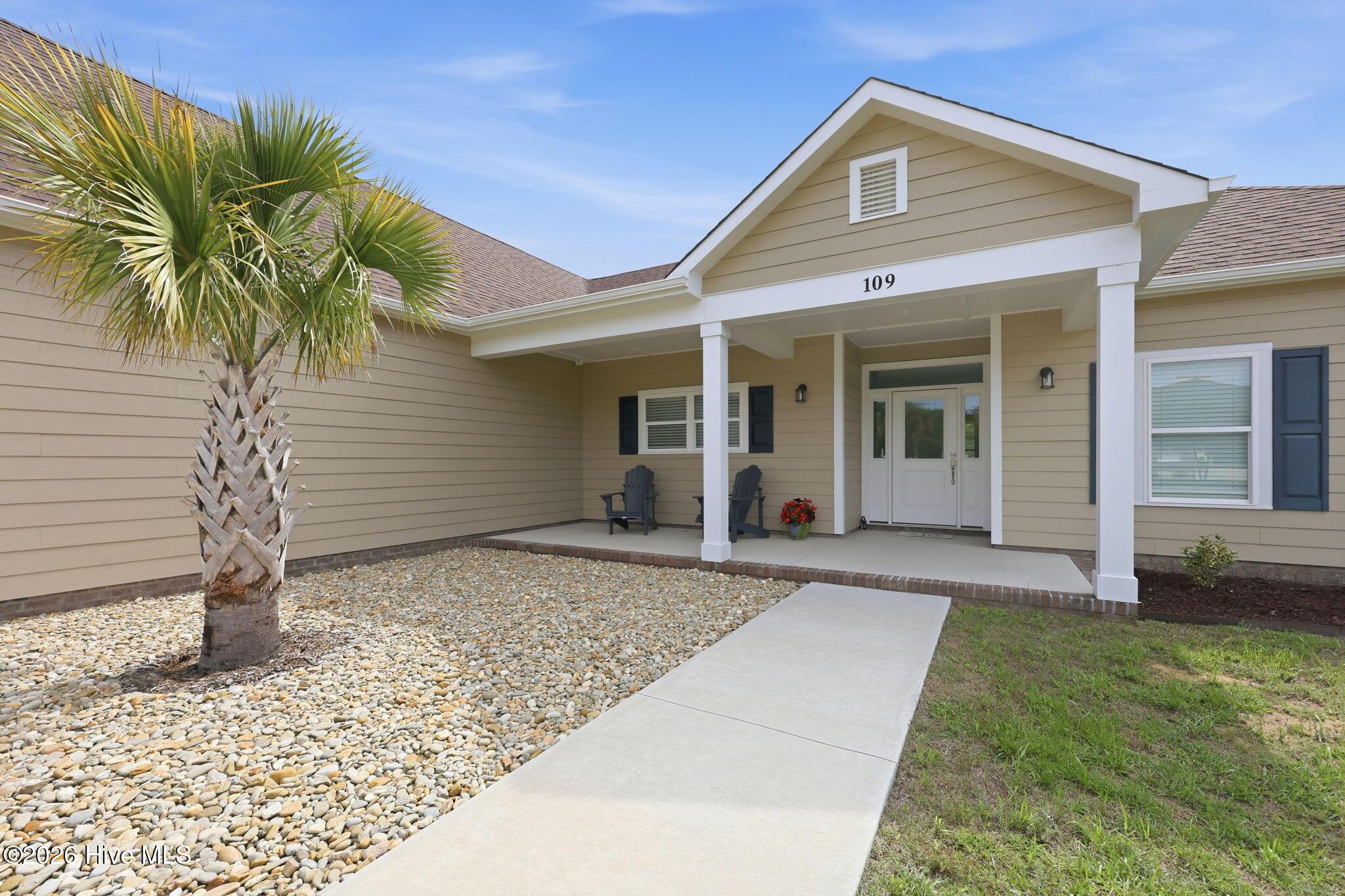 Image 3: Front Porch