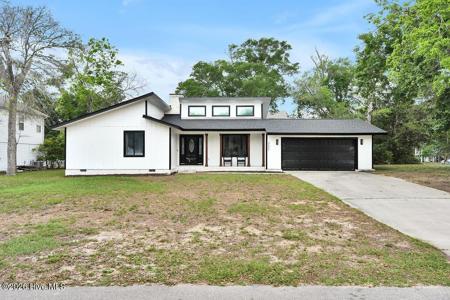3307 E Oak Island Drive