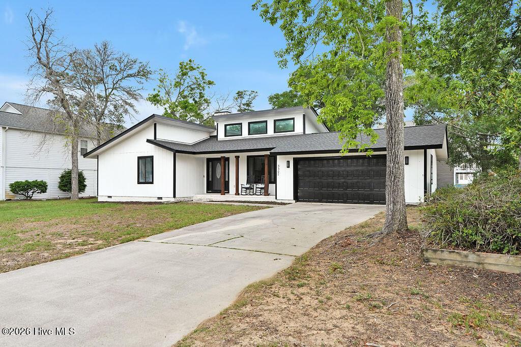 Image 4: 3307EastOakIslandDrive-2